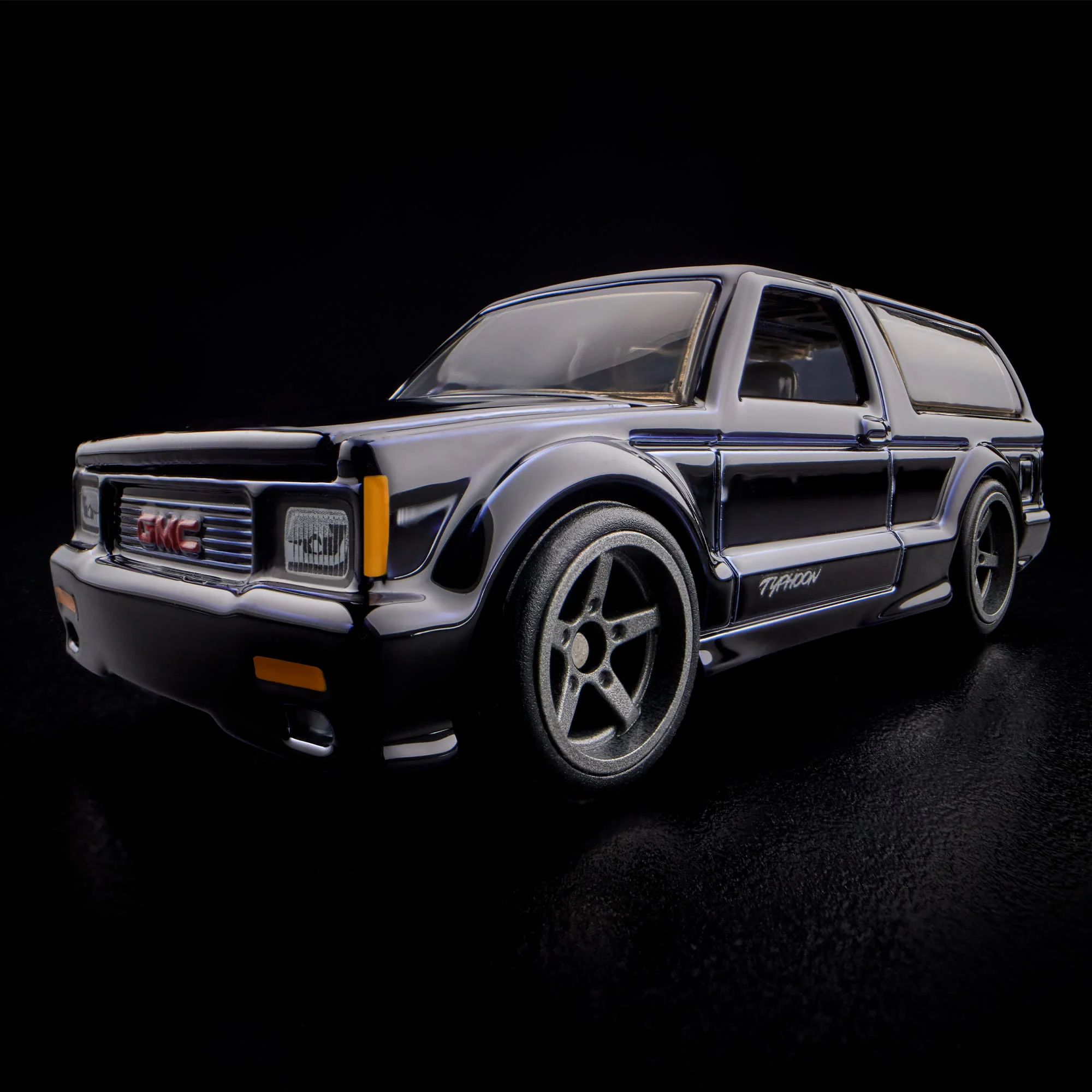Hot Wheels RLC Exclusive 1992 GMC Typhoon - Image 16