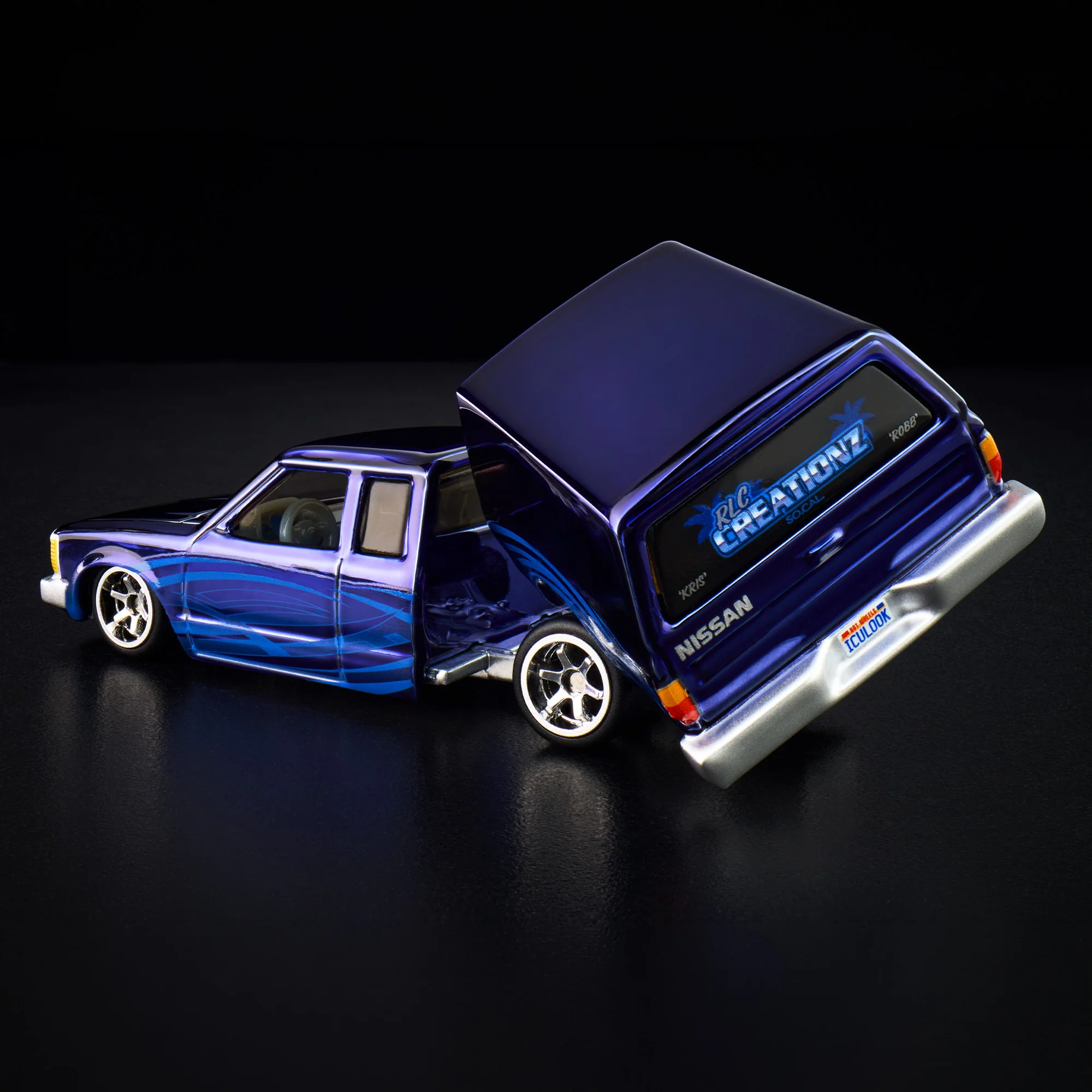 Hot Wheels RLC Exclusive 1986 Nissan 720 King Cab - Image 5