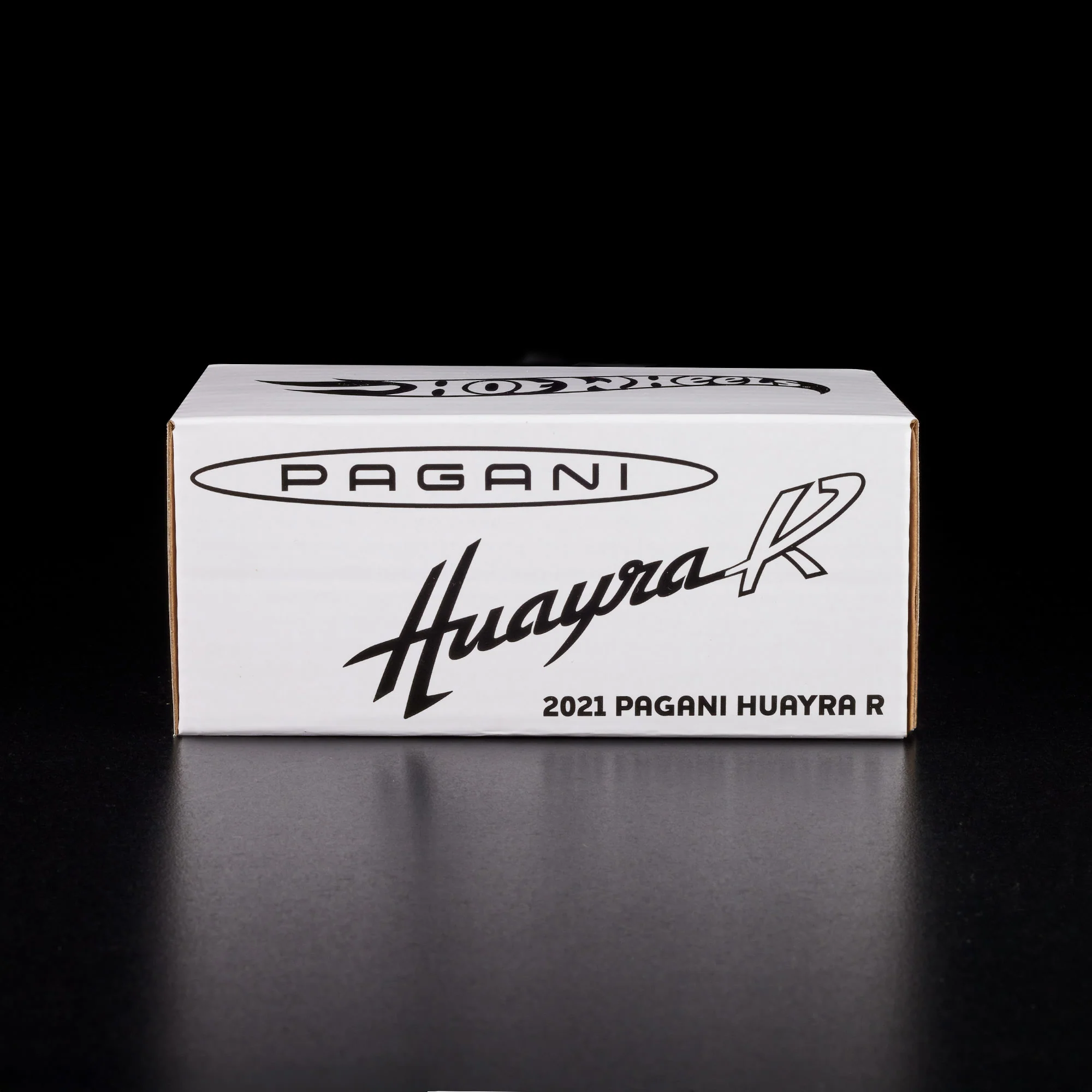 Hot Wheels RLC Exclusive ’21 Pagani Huayra R - Image 12