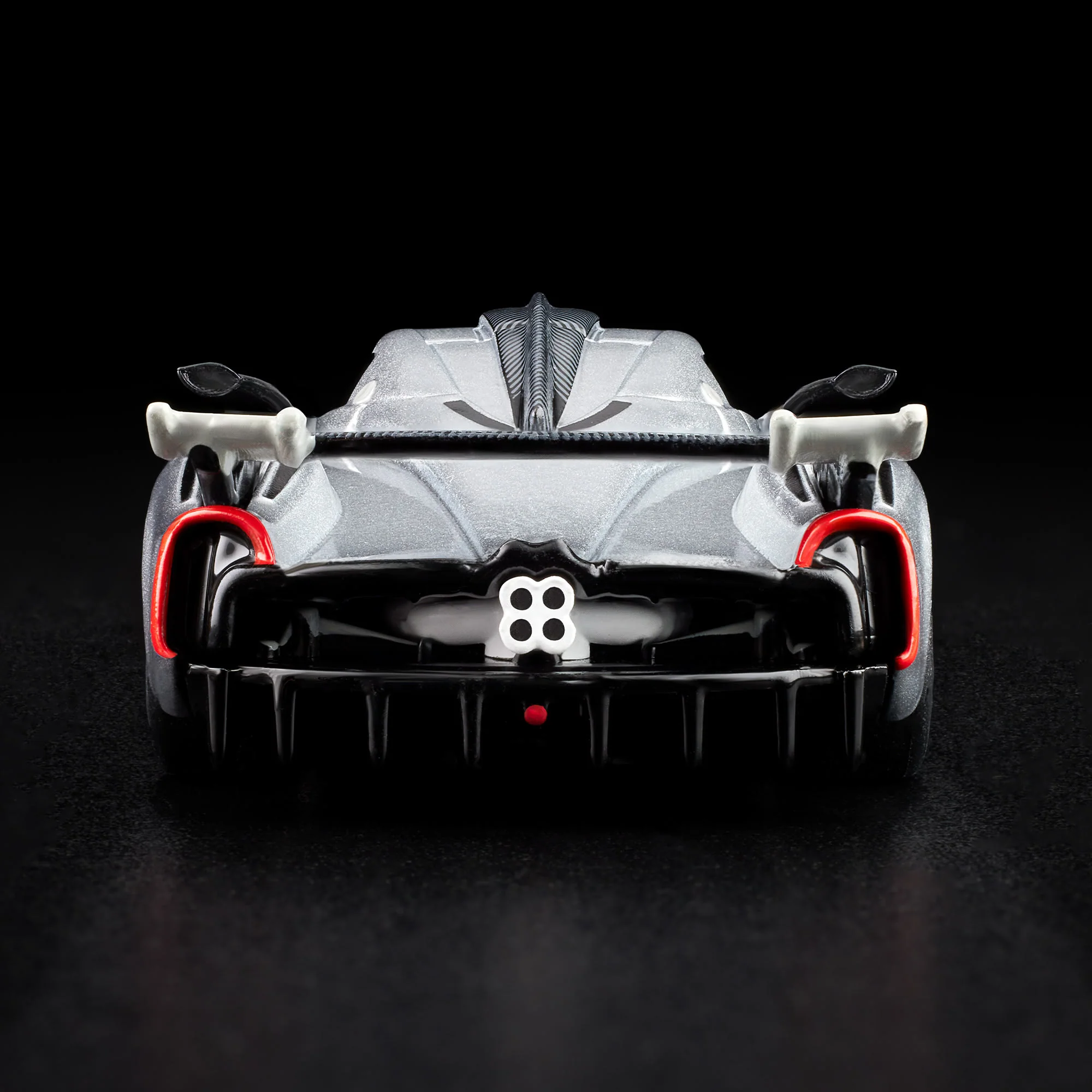 Hot Wheels RLC Exclusive ’21 Pagani Huayra R - Image 8